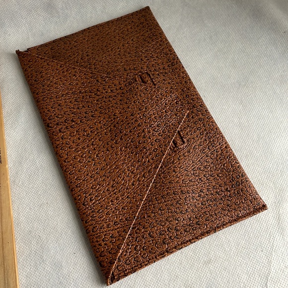 Vintage envelope clutch - Picture 11 of 12